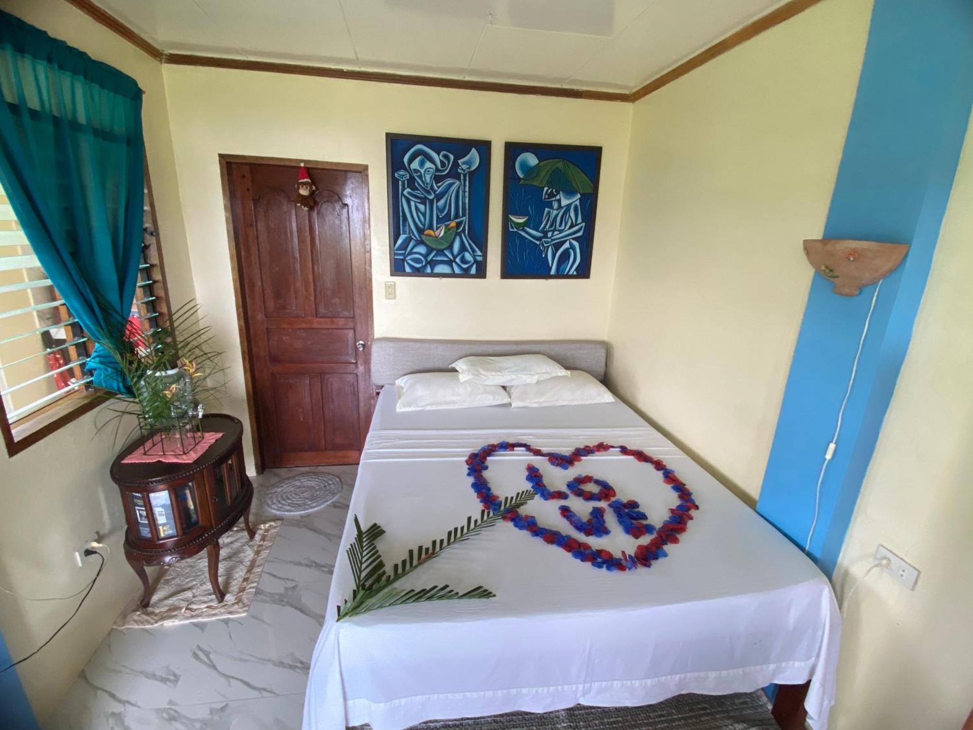 Santa Claus Hilltop San Vicente  Ruang foto