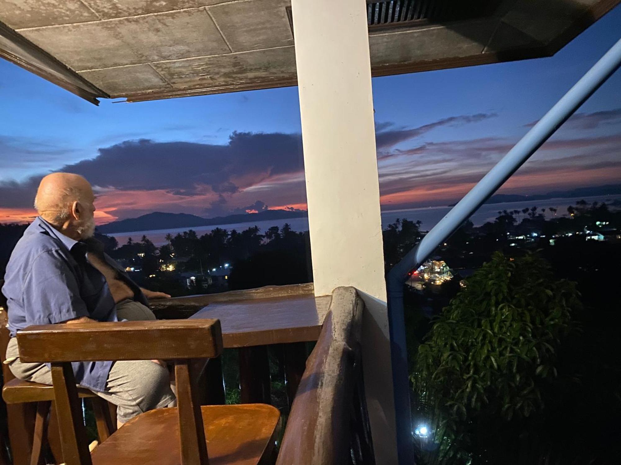 Santa Claus Hilltop San Vicente  Bagian luar foto